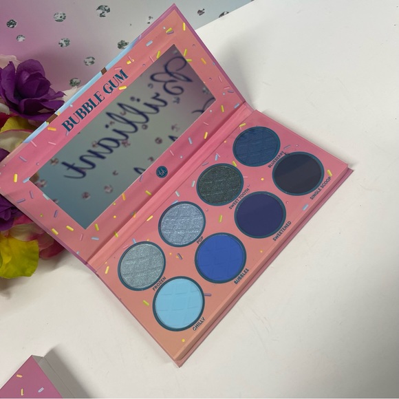 🍬NIB SWEET SHOP BUBBLE GUM EYESHADOW PALLETTE - Picture 4 of 5